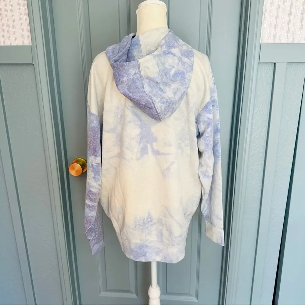 Nike Women’s Icon Clash Dri Fit Blue Tie Dye Hoodie - Picture 7 of 11
